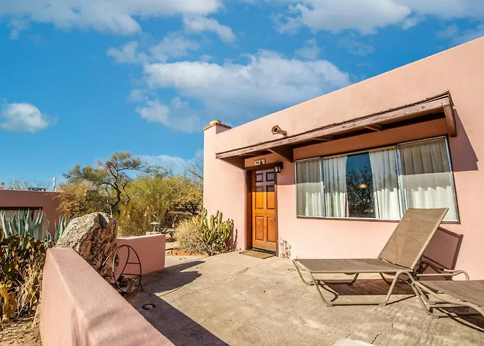 Tanque Guest Ranch *