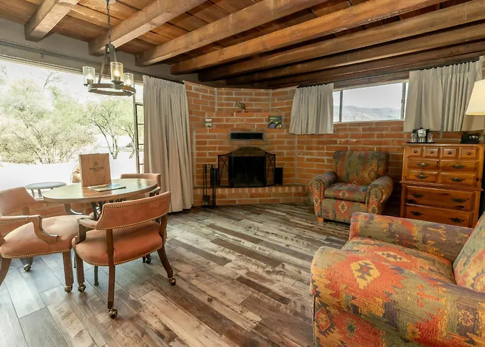 Tanque Guest Ranch Lodge Tucson