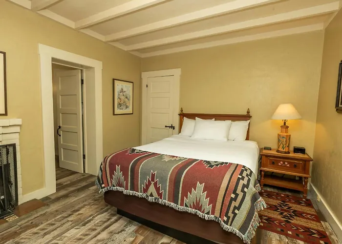 Lodge Tanque Guest Ranch Tucson