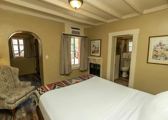 Tanque Guest Ranch * Tucson