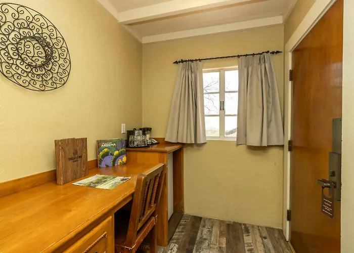 Tanque Guest Ranch Lodge