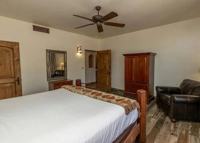 Tanque Guest Ranch *