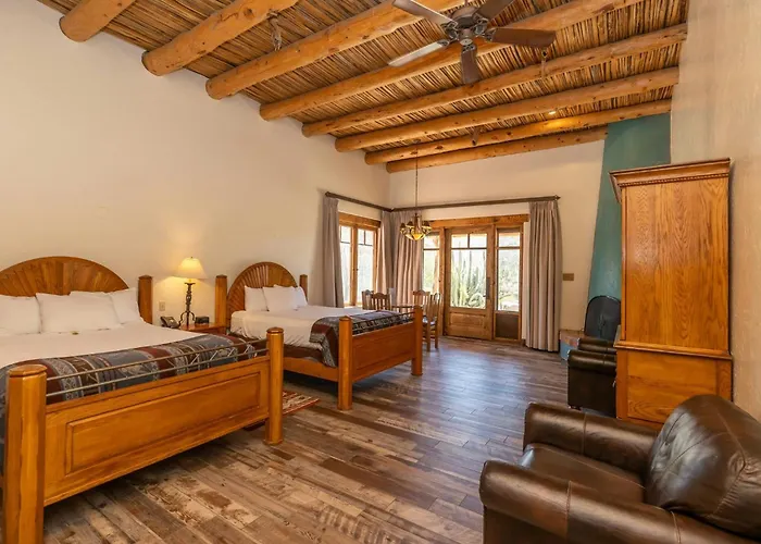 Tanque Guest Ranch Lodge