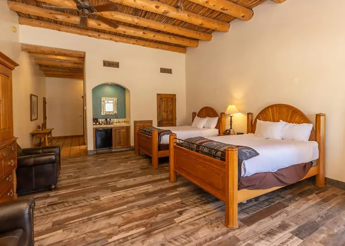 Tanque Guest Ranch *